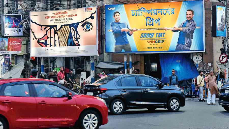 Outdoor hoarding advertising in Kolkata showcasing vibrant billboard design