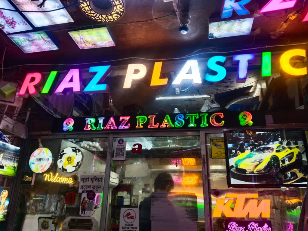 Branded bus on Kolkata streets with attention-grabbing design